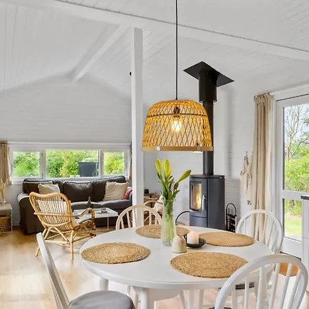 2 Bedroom Gorgeous In