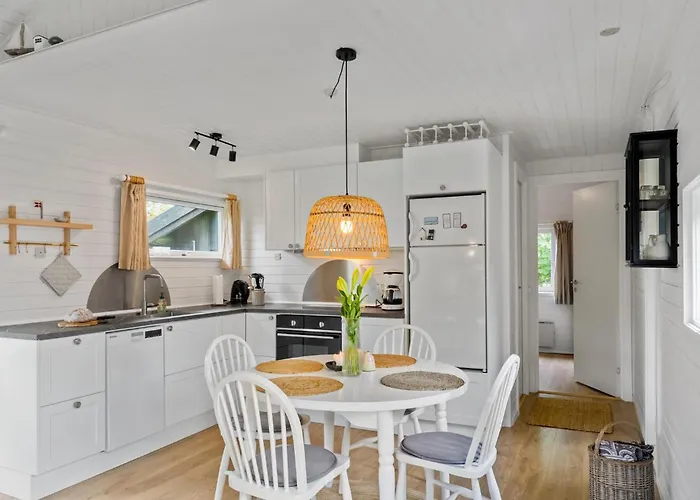 Дом отдыха 2 Bedroom Gorgeous In *