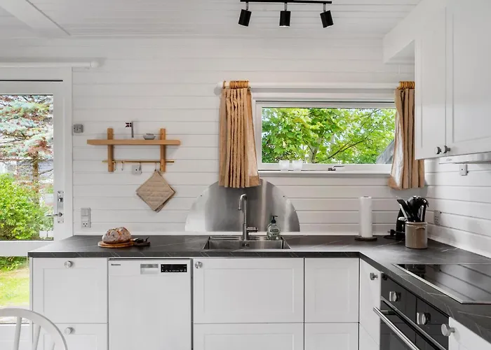 2 Bedroom Gorgeous In Hébergement de vacances Hjørring